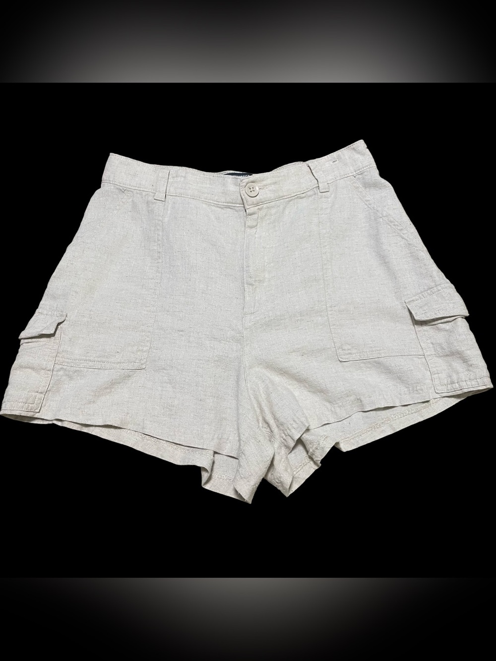 Hollister Women's Light Cream Cargo Linen-Blend Shorts